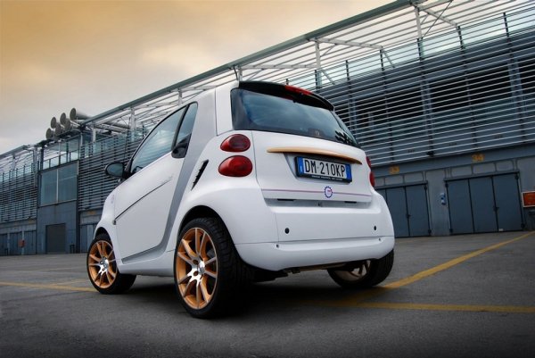 Aznom smart Tender to track.